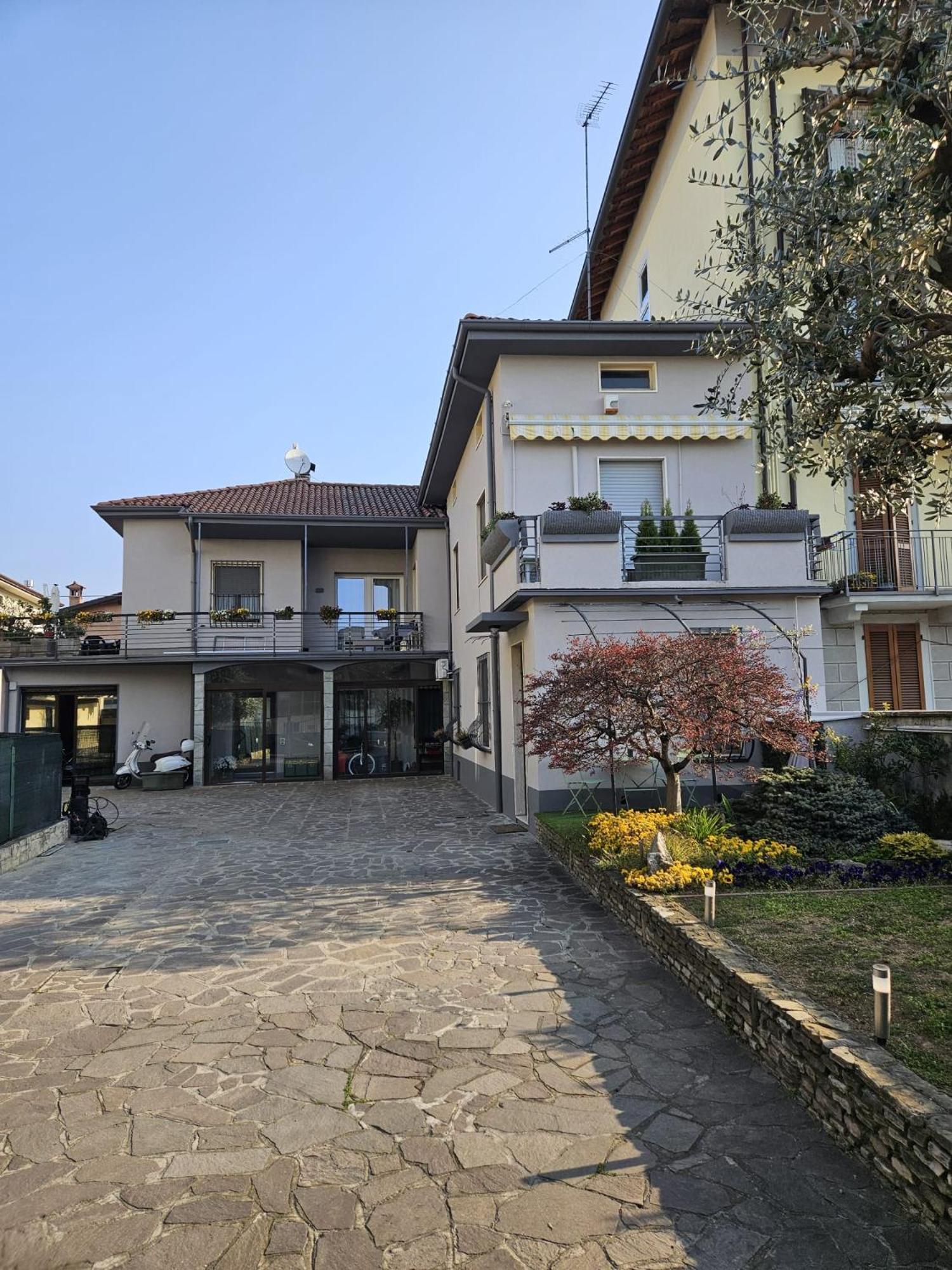 Da Romy Holiday House Mozzo Luaran gambar